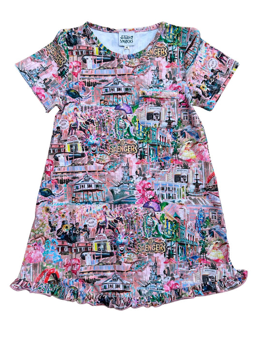 “Mobile Magic” Nightgown