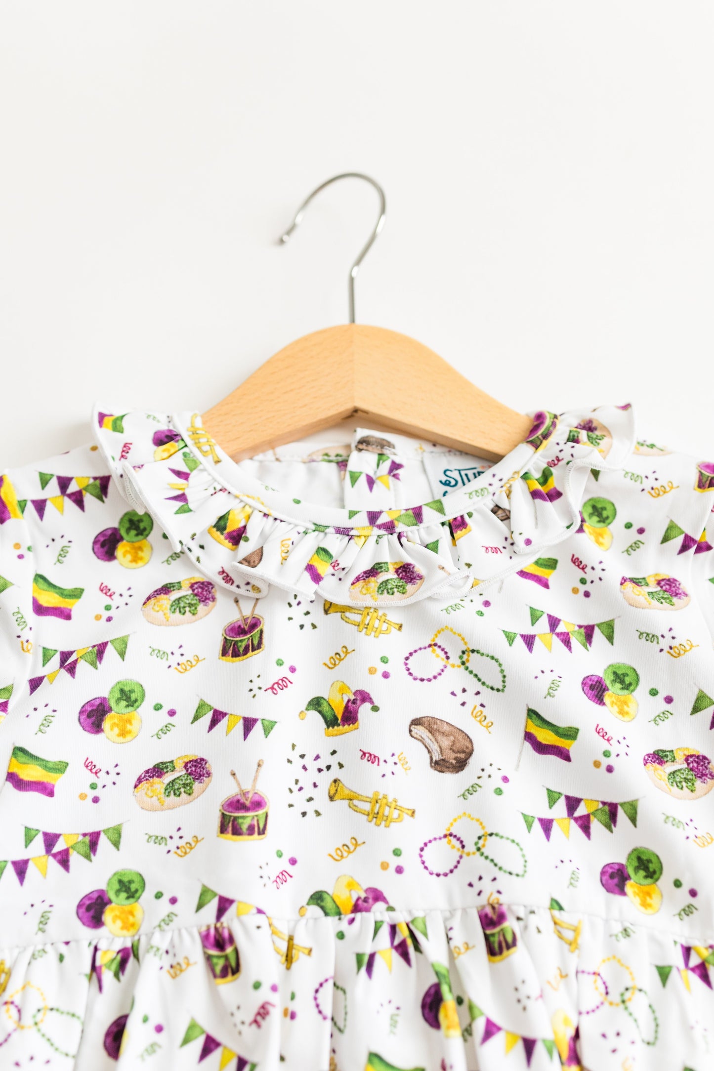 Mardi Gras Bubble, with ruffles